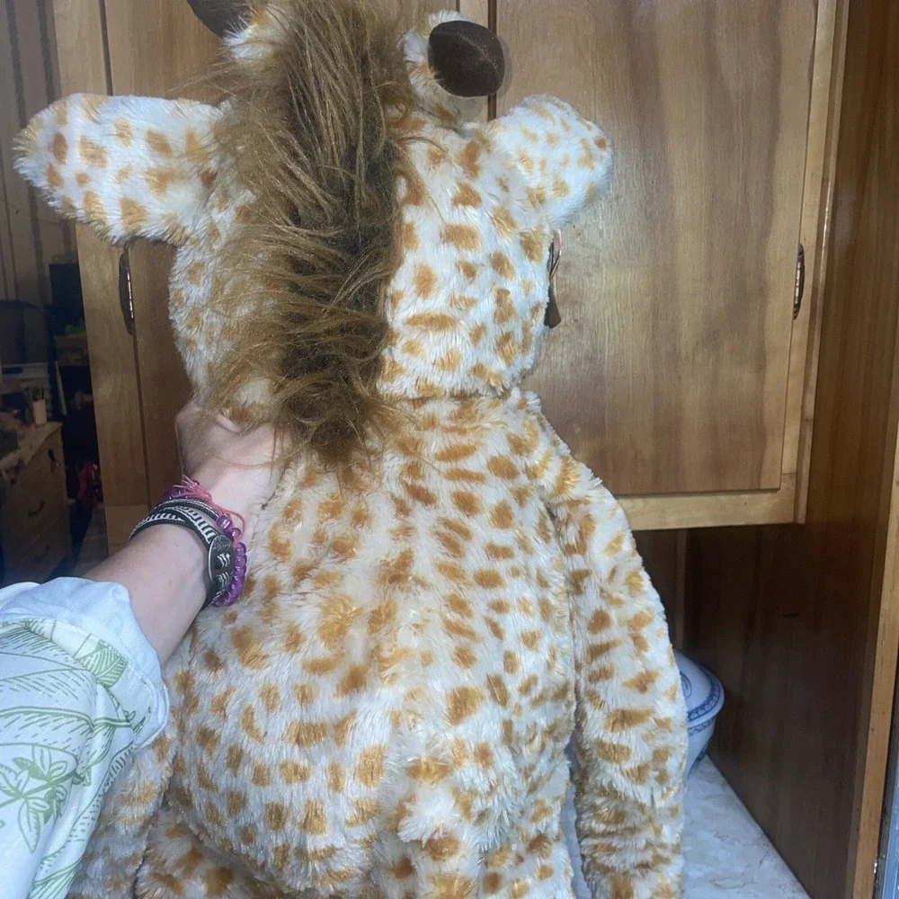 Large Giraffe Kelly Toy Plush‎ With Acrylic Large Eyes